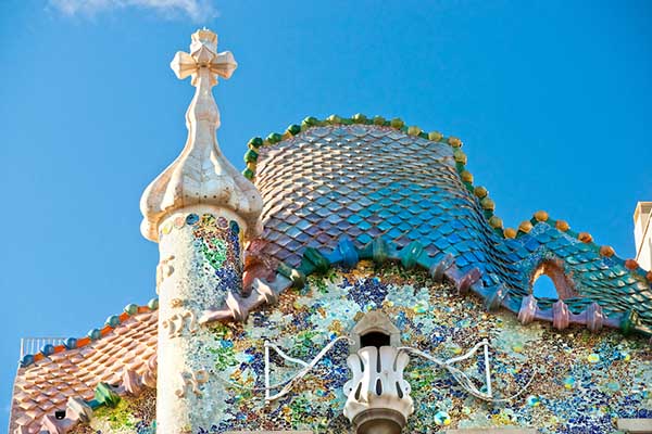 Barcelona Attractions & Sights - Top Things to do in