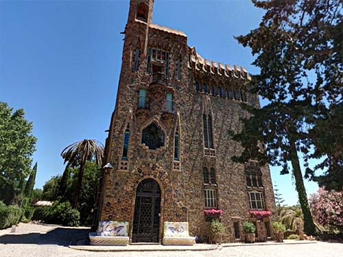 gaudi architecture barcelona
